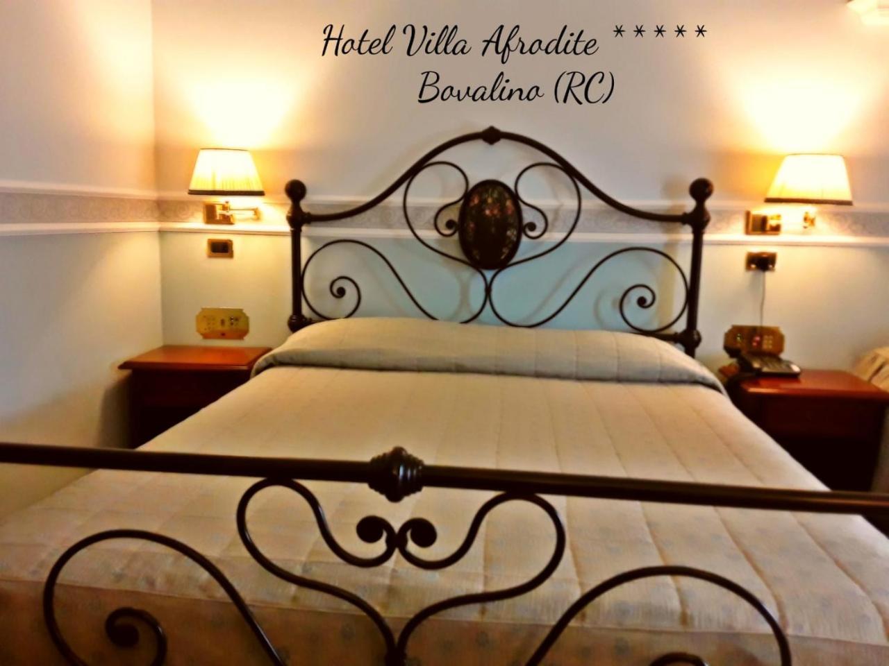 Afrodite Boutique Hotel Bovalino Marina Buitenkant foto