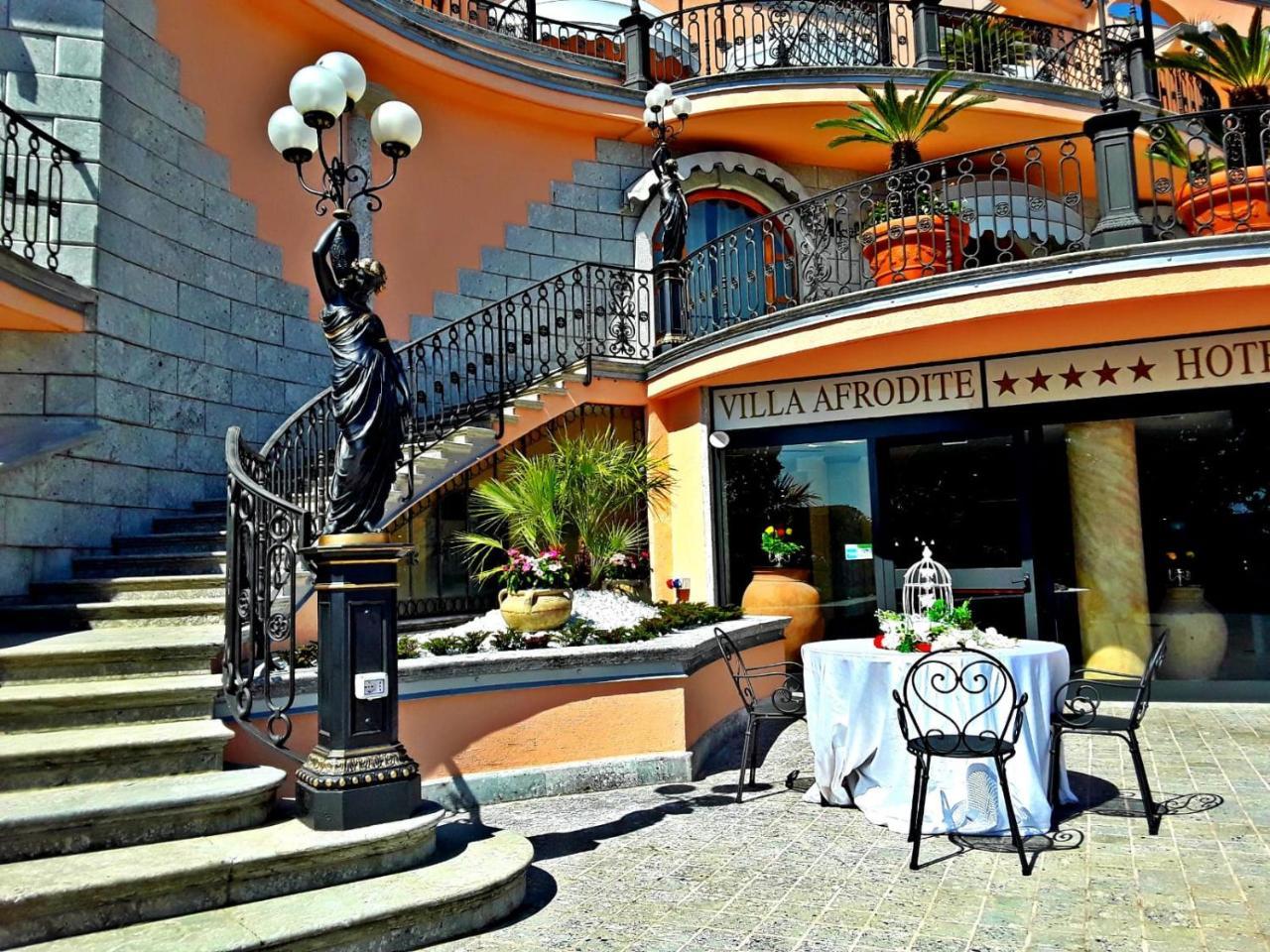 Afrodite Boutique Hotel Bovalino Marina Buitenkant foto